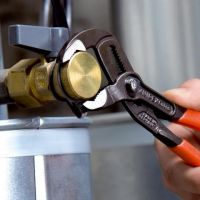 Высокотехнологичные сантехнические клещи Cobra®, 180 мм, в блистере KNIPEX 8701180SB