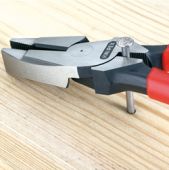Клещи с токоведущим кабелем "Lineman’s Pliers" KNIPEX