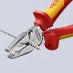 Плоскогубцы комбинированные особой мощности VDE, 180 мм, в блистере KNIPEX 02 06 180 SB