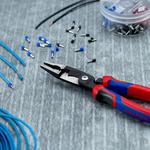 Многофункциональные клещи для электромонтажных работ KNIPEX 13 82 200