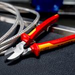 Кусачки боковые особой мощности, хромированные 200 мм KNIPEX 7406200TBK
