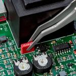Пинцет прецизионный позиционный SMD гладкие губки под 35° KNIPEX 92 01 02